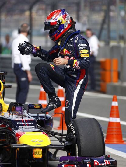 Vettel a su llegada al paddock