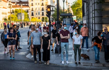 People taking exercies in Madrid on Wednesday, in some cases not respecting social distancing.