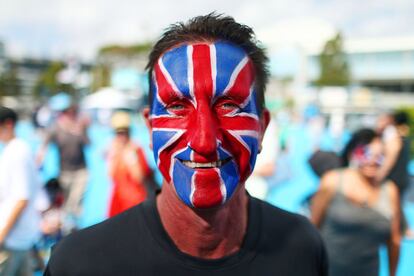 Un fan con la bandera de Gran Bretaña durante el Abierto de Australia.