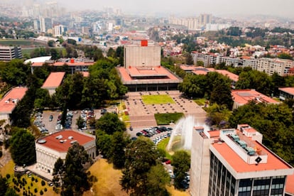 Vista panorámica del campus norte de la Universidad Anáhuac en Ciudad de México.