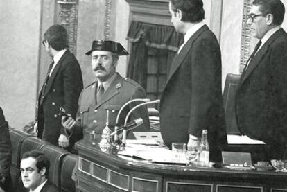 José Bono (front) was 30 years old and a serving deputy when the plotters burst into Congress.