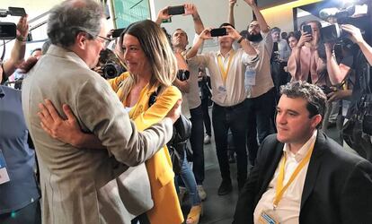 El presidente catalán, Quim Torra, con los candidatos a dirigir el PDeCAT, David Bonvehí y Míriam Nogueras.