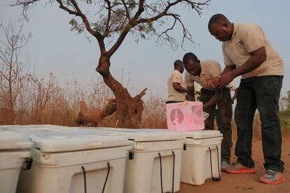 Recogida de mosquitos en Burkina Faso en 2021.