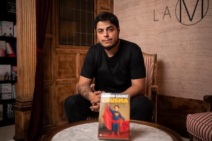 El director y guionista David Sainz, en la librería La Mistral de Madrid, el pasado mayo.