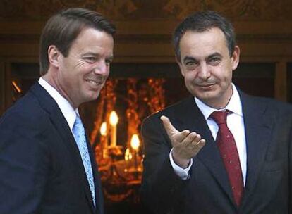 John Edwards y José Luis Rodríguez Zapatero, en La Moncloa.