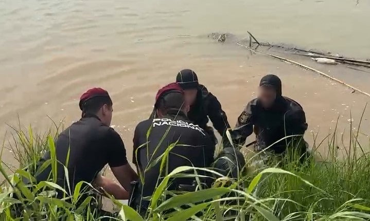 Hallan el cadáver de un joven en el río Turia y detienen a un amigo por no socorrerle