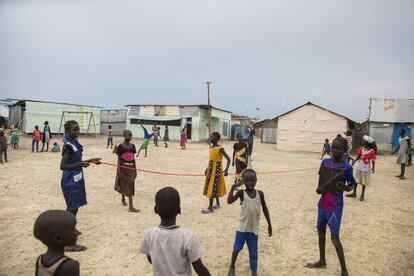 Una escuela de Malakal, en Sudán del Sur, el país con el mayor número de menores sin escolarizar (alrededor del 70% de la población en edad escolar, más de dos millones). El conflicto ha alejado de las aulas a centenares de miles de niños. Una de cada tres escuelas están dañadas, cerradas o ocupadas.