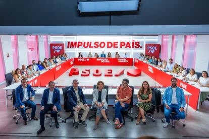 Reunión de la Ejecutiva Federal del PSOE, este lunes en la sede socialista.