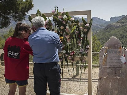 Homenaje a las víctimas del incendio.