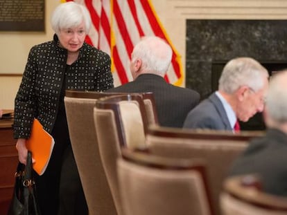 Janet Yellen, al llegar a la reuni&oacute;n de gobernadores de la Fed