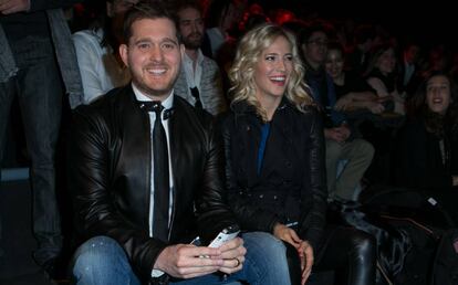 Michael Bublé y Luisana Lopilato, en el Madrid Fashion Week, el pasado febrero.