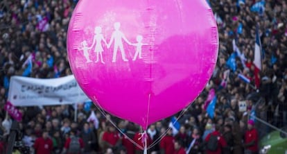 Un globo en la manifestaci&oacute;n en pro de la familia tradicional del domingo en Par&iacute;s.