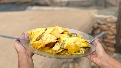 Plato de 'bullit de peix' de Salvadó, en Ibiza.