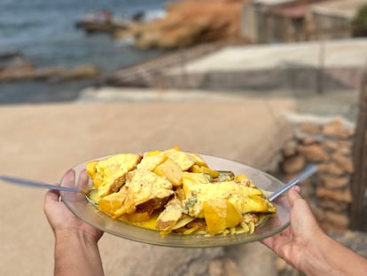 Plato de 'bullit de peix' de Salvadó, en Ibiza.