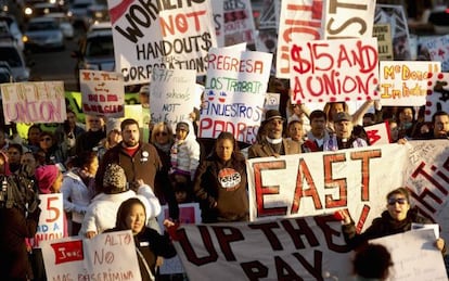 Manifestaci&oacute;n en California a favor de la subida del salario m&iacute;nimo el pasado mes de diciembre.