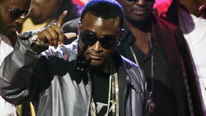 Shawty Lo acepta un premio, en 2008.