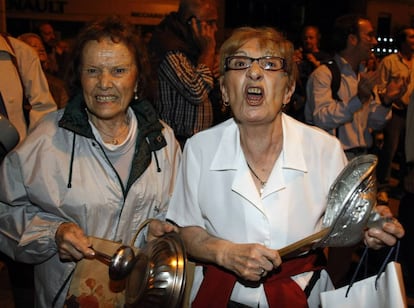 Decenas de miles de personas han salido este jueves a las calles de Buenos Aires para protestar contra el Gobierno de Cristina Fernández, y en concreto, contra su proyecto de reforma de la justicia.