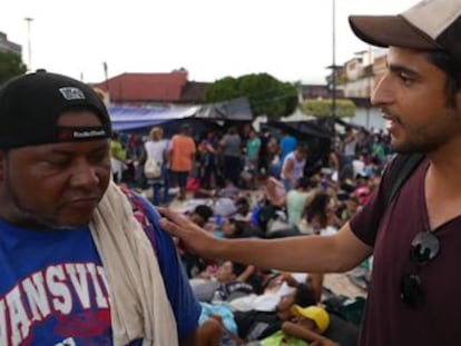 Un redactor y un fotógrafo del periódico acompañan a los 7.000 ciudadanos centroamericanos que viajan a pie hacia EE UU