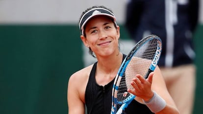 Muguruza celebra su victoria contra Kuznetsova en París.