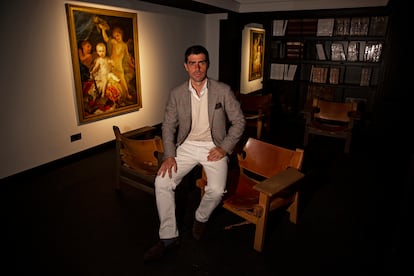 Jorge Coll, en la sala de antigüedades Colnaghi, en Madrid, este miércoles.