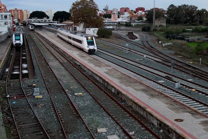 Trenes en la estación de Algeciras (Cádiz).