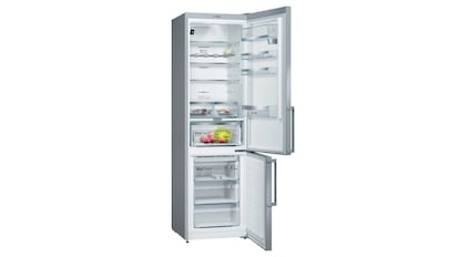 Este frigorífico pertenece a la serie 6 de Bosch y también se encuentra en su gama de reacondicionados.