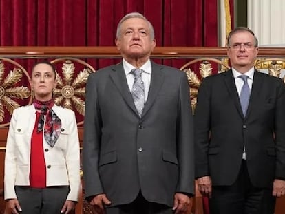 El presidente de México, Andrés Manuel López Obrador, junto a Claudia Sheinbaum y Marcelo Ebrard.