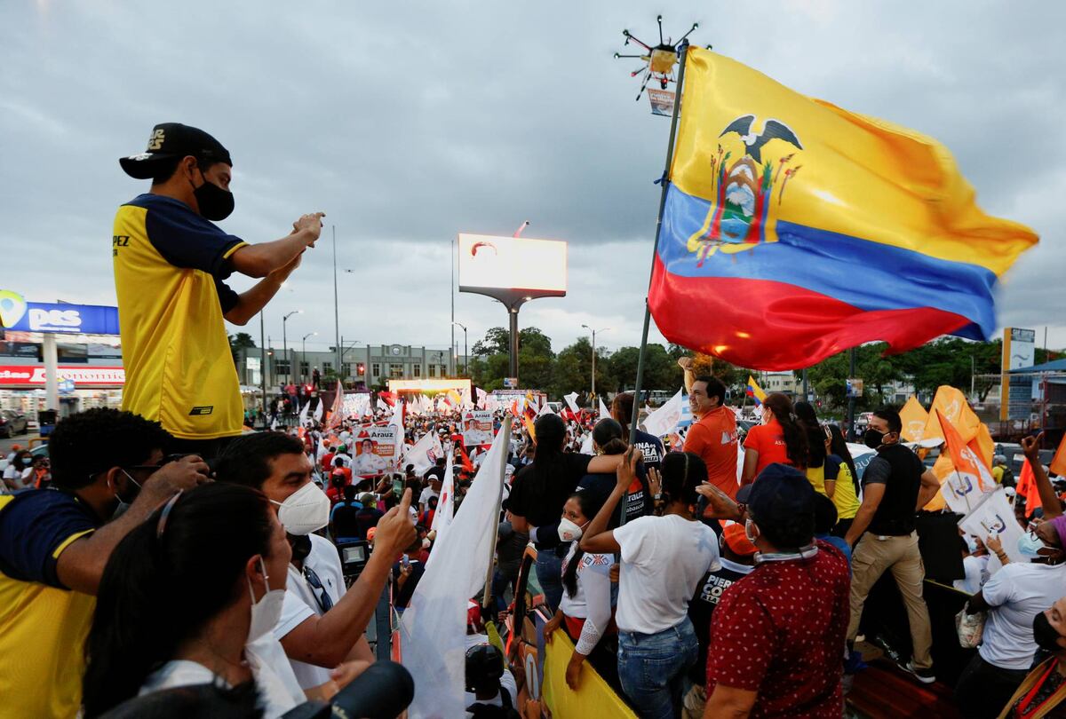 Ecuador se prepara para la segunda vuelta de las elecciones, en ...