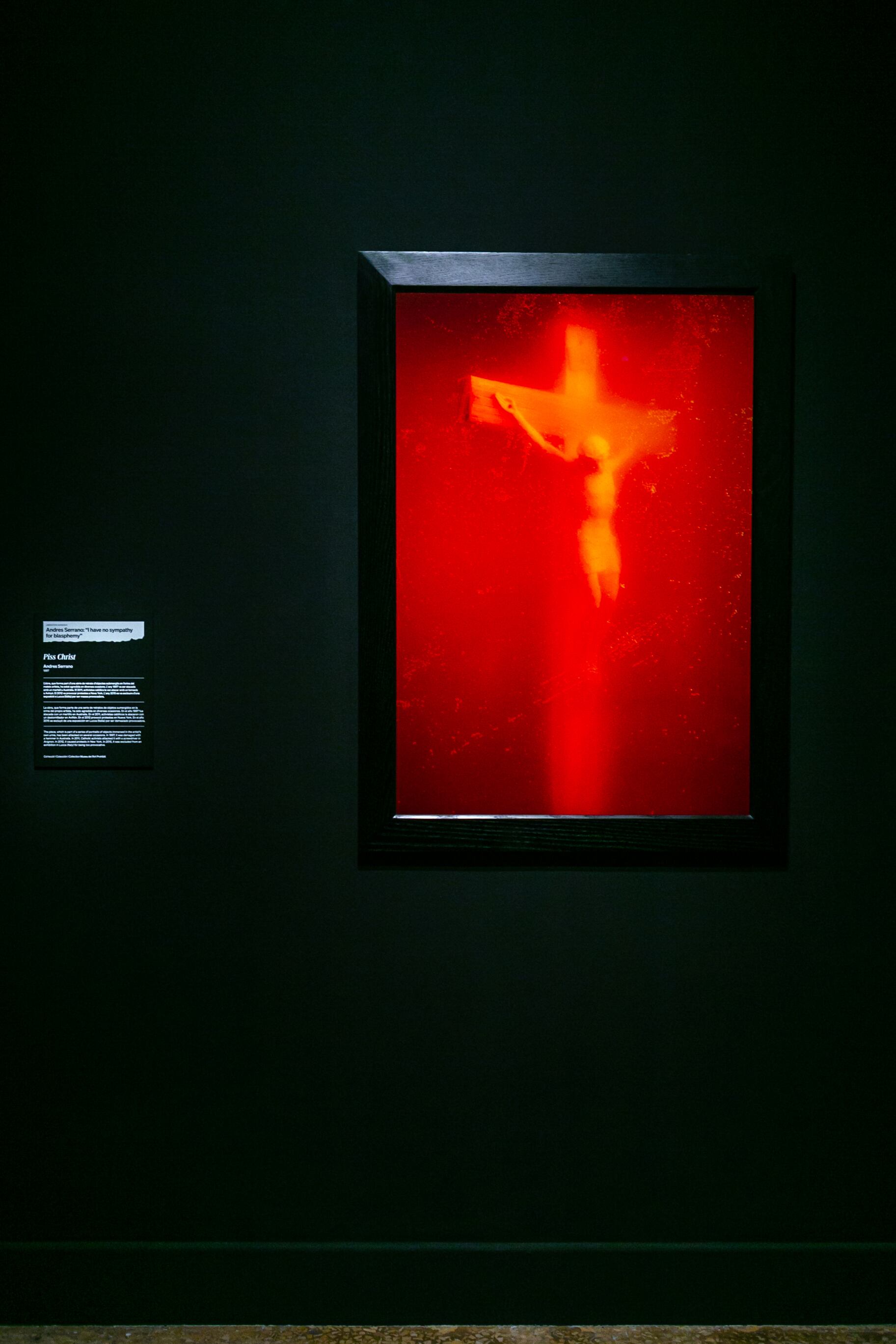 'Piss Christ' expuesta en el Museu de l’Art Prohibit.