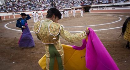  Jos&eacute; Tom&aacute;s en primer t&eacute;rmino en una de sus &uacute;ltimas corridas en M&eacute;xico. 