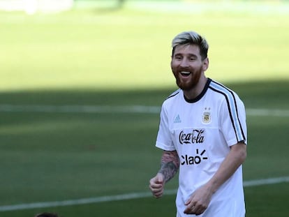 Lionel Messi busca reir en Brasil.