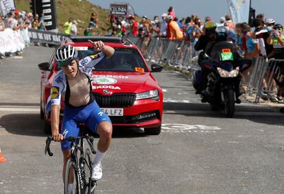 Remco Evenepoel se impone vencedor de la tercera etapa de la Vuelta a Burgos.