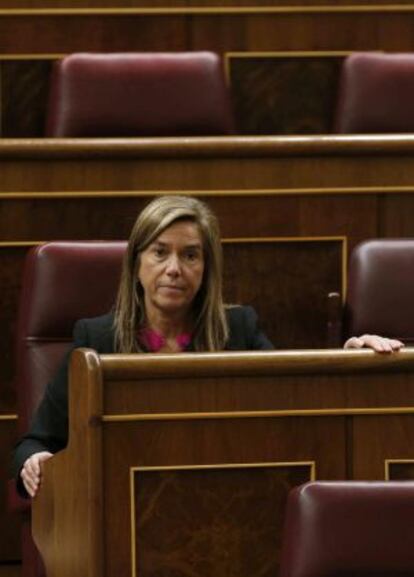 La exministra de Sanidad Ana Mato, ayer en el Congreso. 