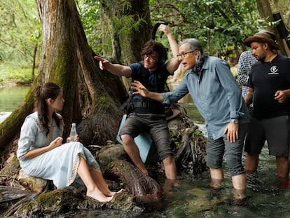 Ana Celeste y el cineasta Rodrigo Prieto, durante el rodaje de 'Pedro Páramo'.