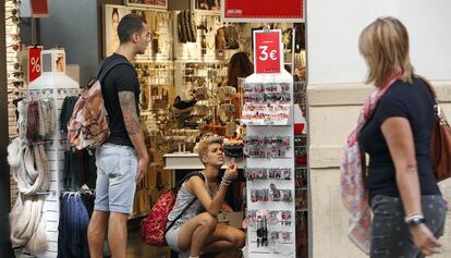 Un comercio en el centro de Valencia.