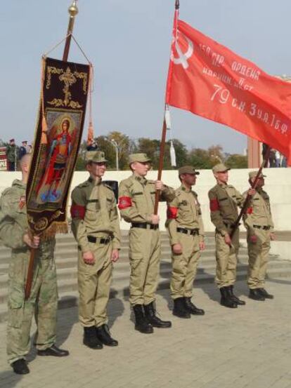 Un grupo de voluntarios durante el acto.