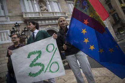 Álvaro de Marichalar protesta contra el Govern.