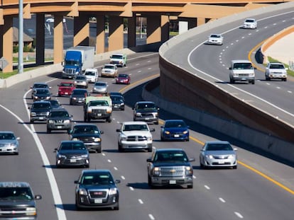 Tráfico en un tramo de la autopista NTE, en el Estado de Texas (EE UU).