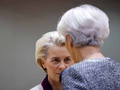 Ursula von der Leyen y Christine Lagarde, este viernes en Bruselas.