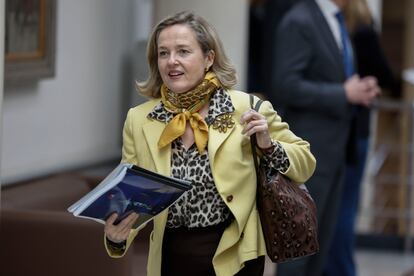 La vicepresidenta Nadia Calviño durante la sesión de control al Gobierno celebrada este martes por el pleno del Senado.