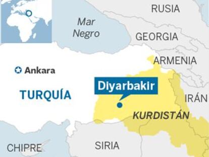 Siete policías muertos y otras 27 personas heridas en un atentado en Diyarbakir