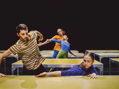 Una imagen del espectáculo del Nederlands Dans Theater(NDT)  que podrá verse en el marco del festival Grec de Barcelona.