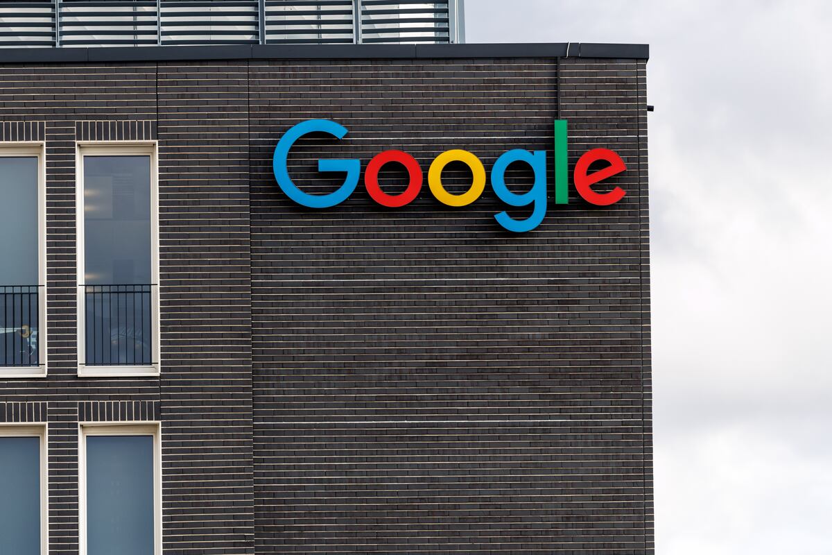 Google retira de su política la prohibición de usar la IA en armamento o vigilancia | Tecnología | EL PAÍS