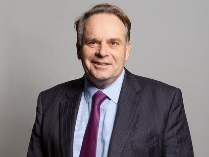 Retrato oficial proporcionado por el Parlamento británico del político conservador Neil Parish.