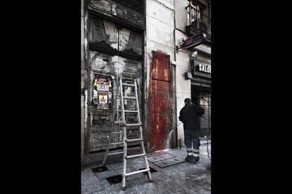 Calle Atocha, 24 de enero de 1977. Cinco personas son asesinadas por miembros de la ultraderecha en un despacho laboralista en el número 55 de la calle Atocha de Madrid.