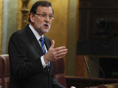 Spain's Prime Minister Mariano Rajoy speaks during the annual state-of-the-nation debate at parliament in Madrid February 24, 2015.   REUTERS/Juan Medina (SPAIN - Tags: POLITICS BUSINESS)