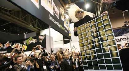 Lady Gaga, nombrada directora crativa de Polaroid en la feria 2010 International Consumer Electronics Show de Las Vegas.
