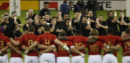 Haka de Nueva Zelanda, ante Francia, en Cardiff.