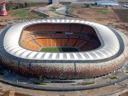 Vista aérea del estadio Soccer City de Johanesburgo, donde se disputará la final mundialista.