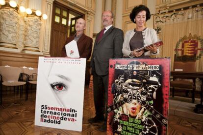 El director de la Seminci, Javier Angulo, junto al alcalde de Valladolid, Javier León de la Riva, y la concejala de Cultura, Mercedes Cantalapiedra, durante la presentación del festival.